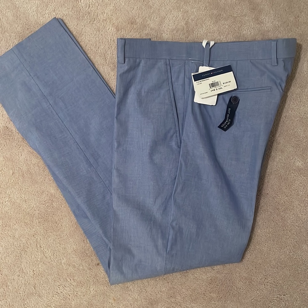 NEW WITH TAGS! Men’s Tommy Hilfiger 34W x 32L slim fit pant. Beautiful color